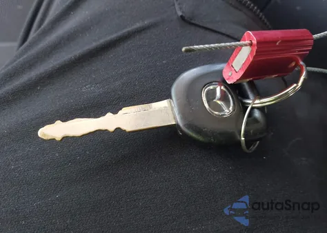 2005 Mazda Mazda6 I Sport from USA, damaged, VIN 1YVHP80CX55M43672